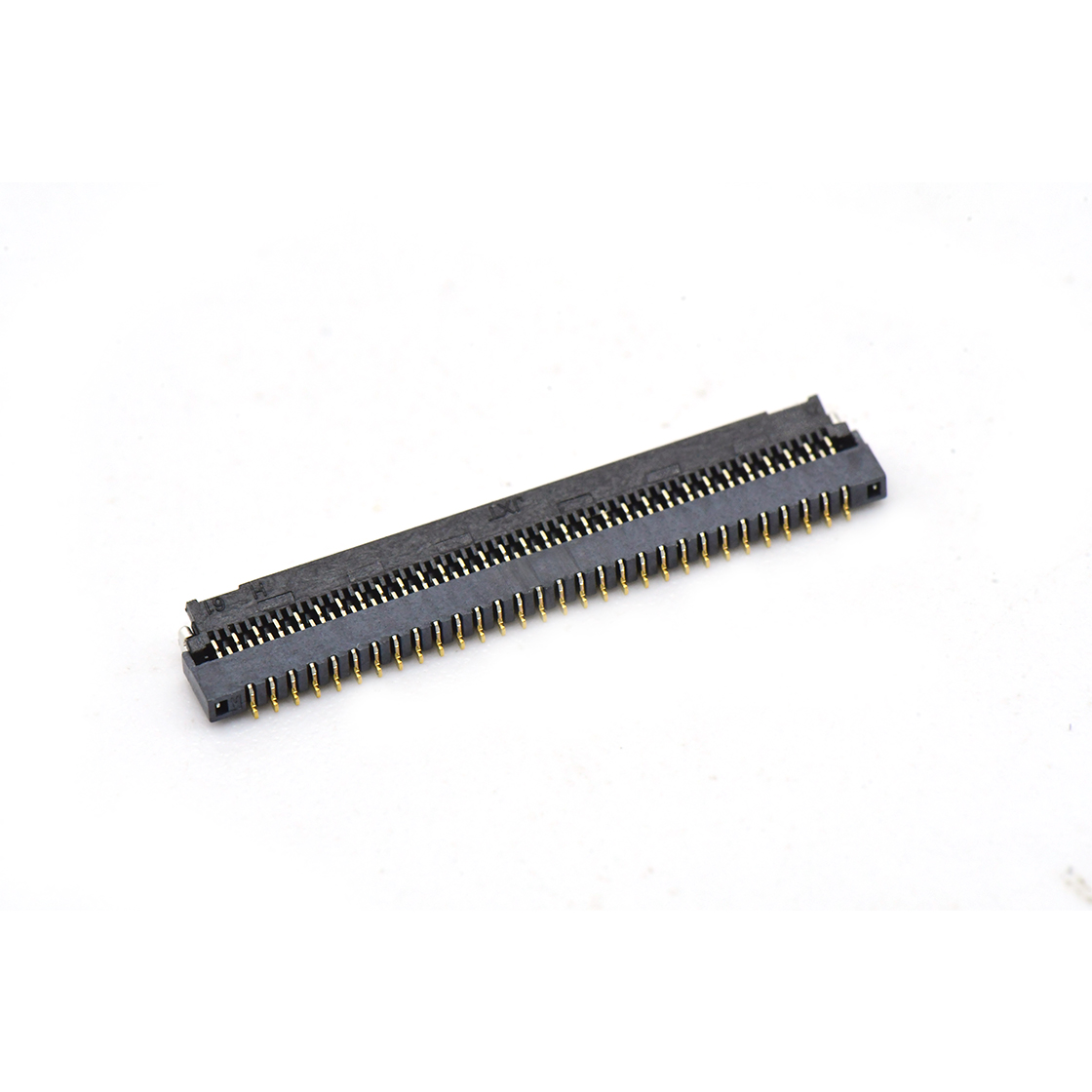 F0303 FPC FFC连接器Pitch 0.30mm 90°H1.00mm 卧式下接前掀盖 SMT型FPC 61Pin黑色 镀半金1u"，其它区域镀镍